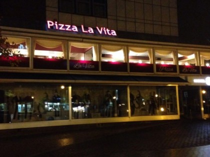 Photo: Pizza La Vita